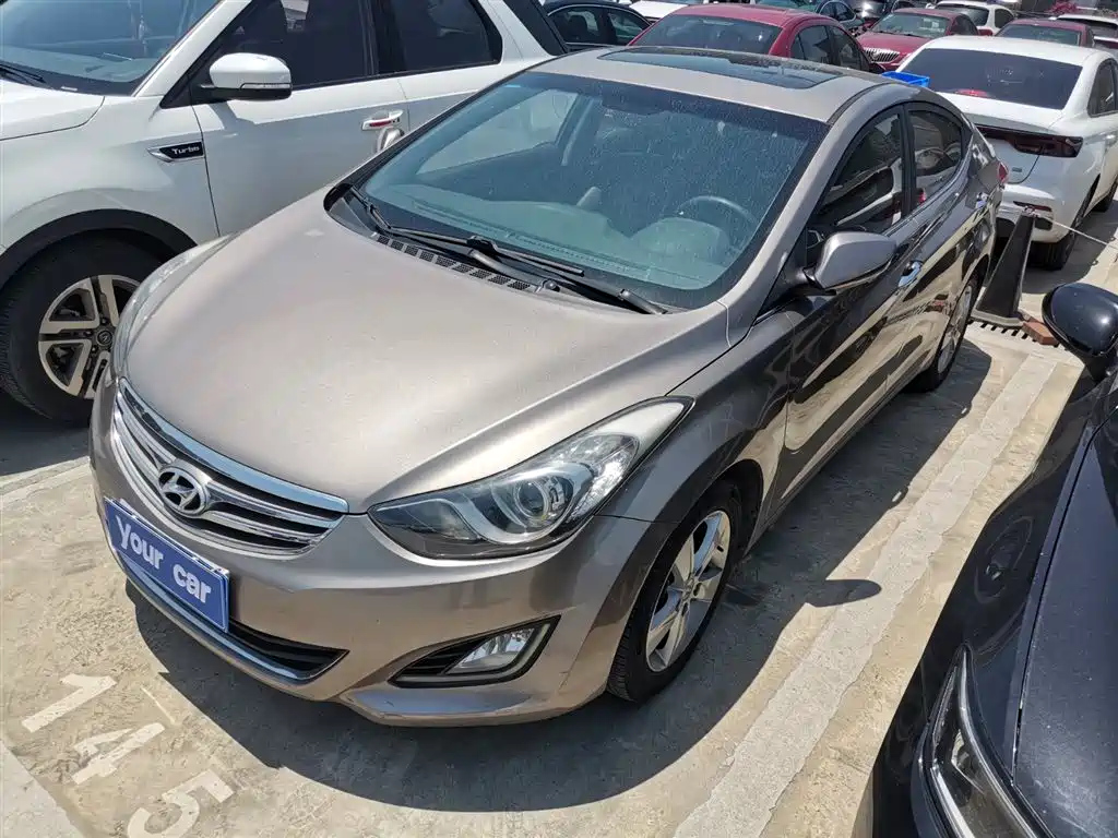 HYUNDAI ELANTRA 2013