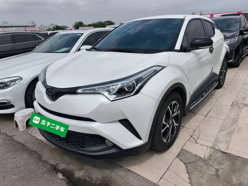 TOYOTA C-HR 2018