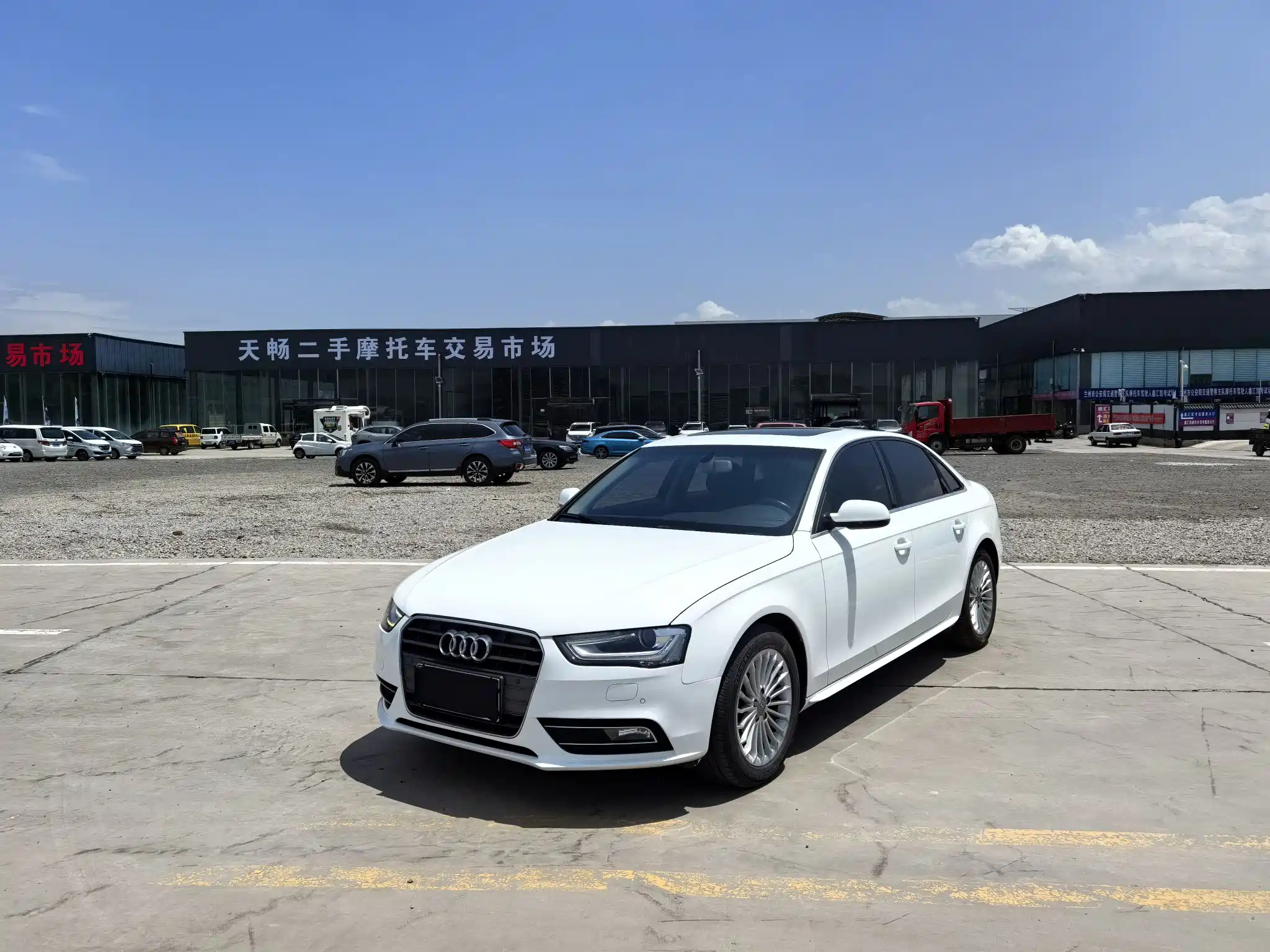 AUDI A4L 2015