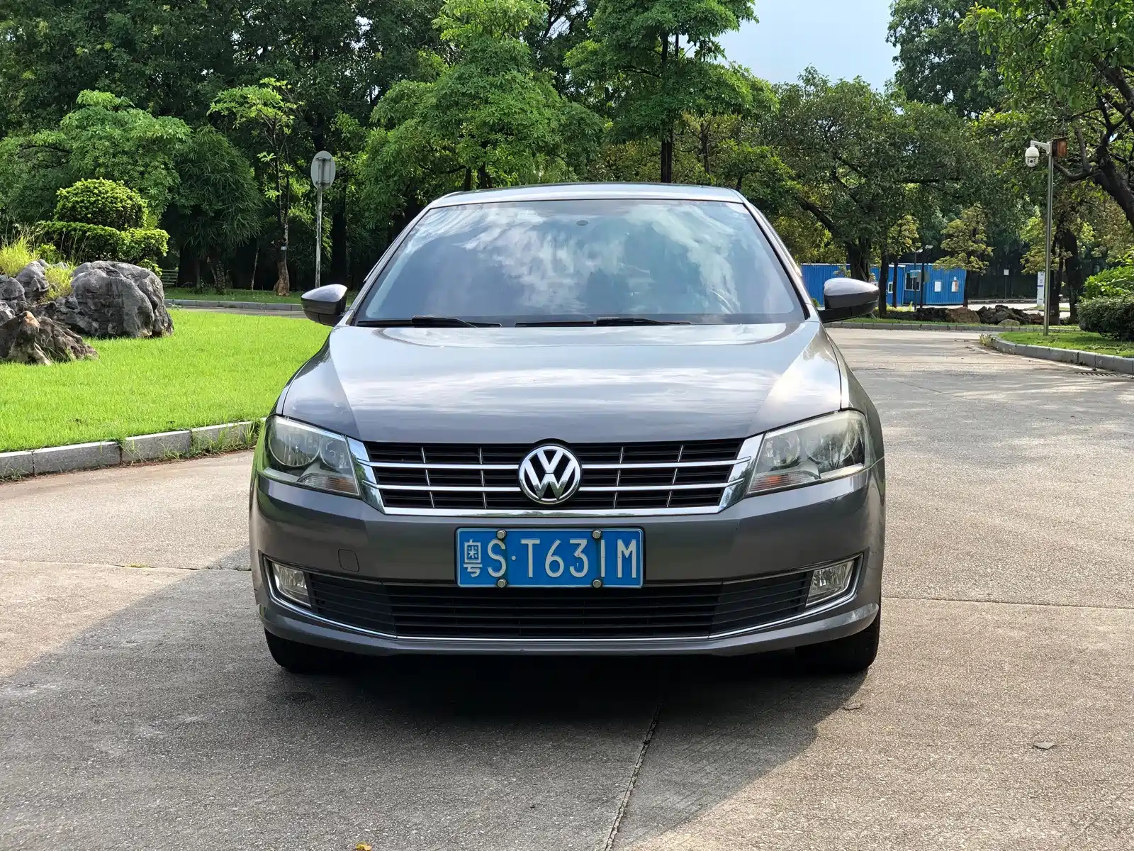 VOLKSWAGEN LAVIDA 2013