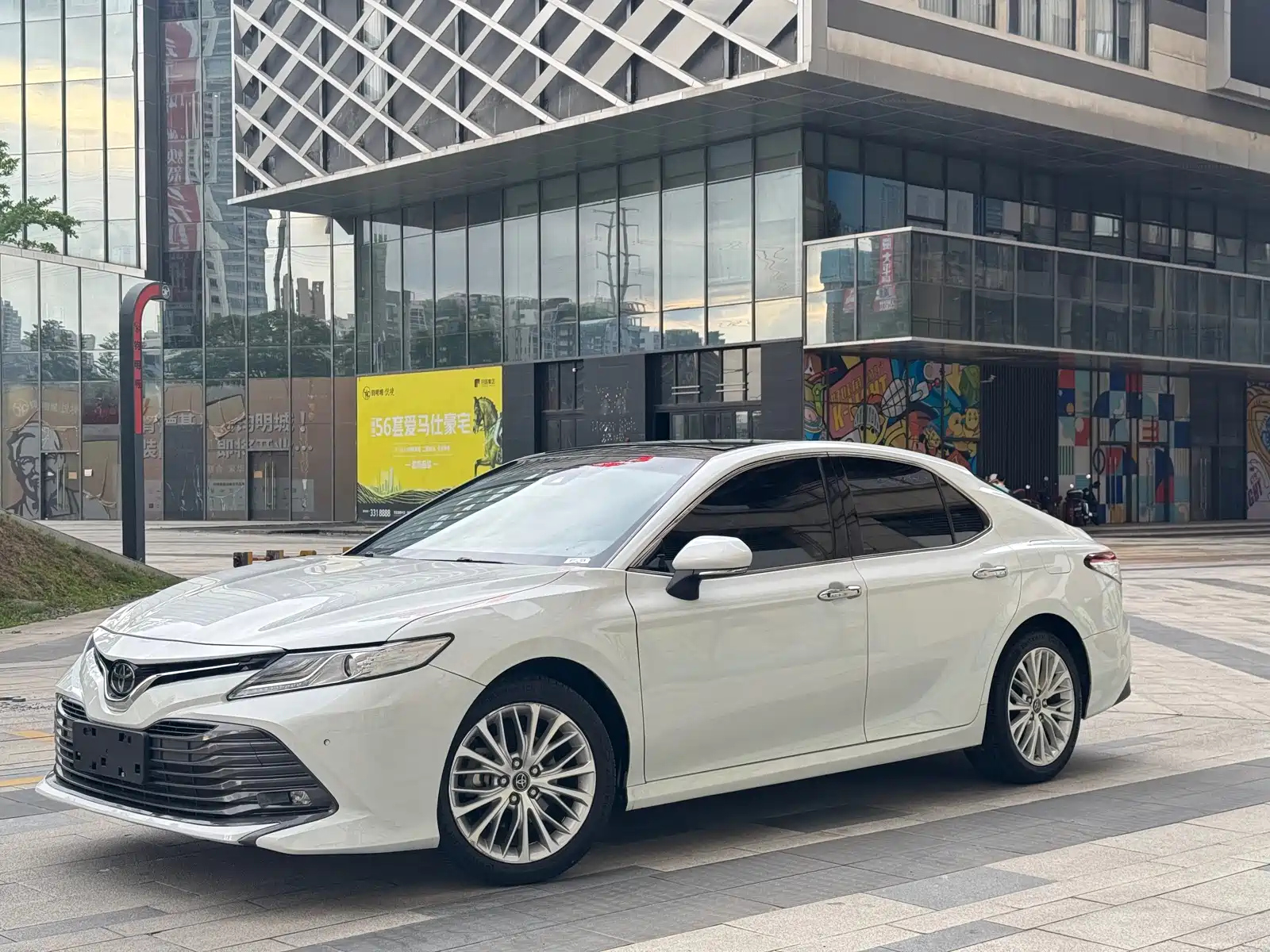 TOYOTA CAMRY 2018