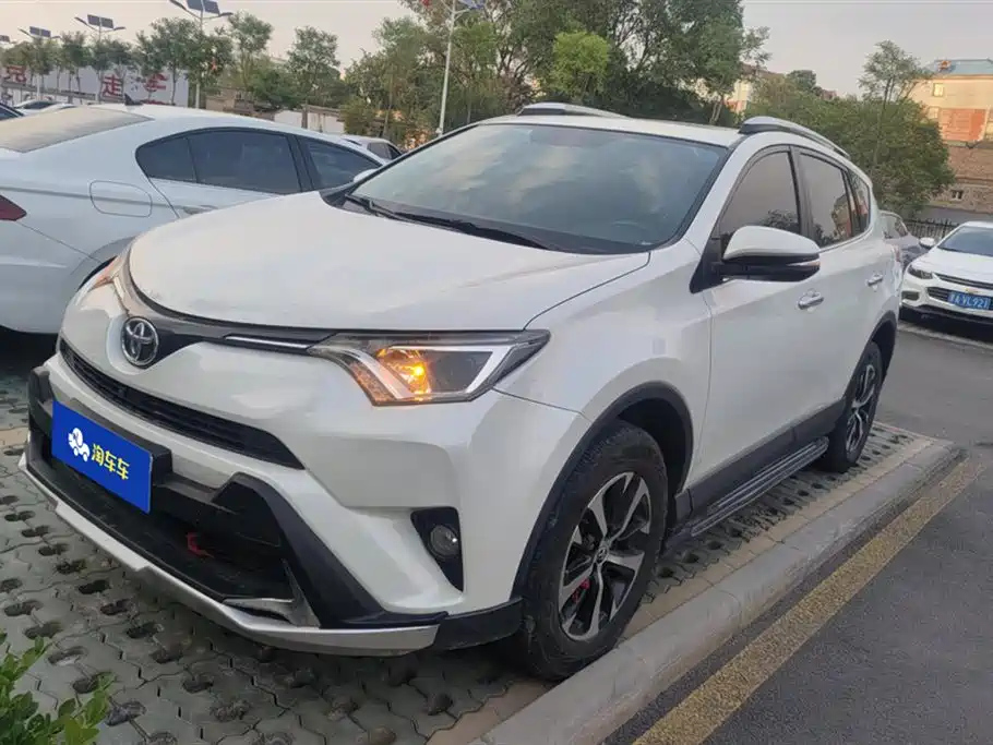 TOYOTA RAV4 RONGFANG 2016