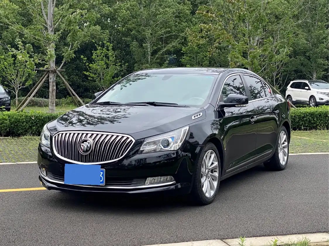 BUICK LACROSSE 2013