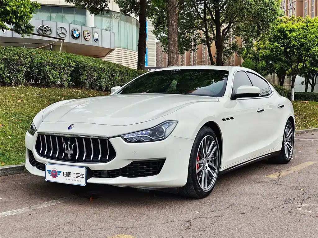 MASERATI GHIBLI