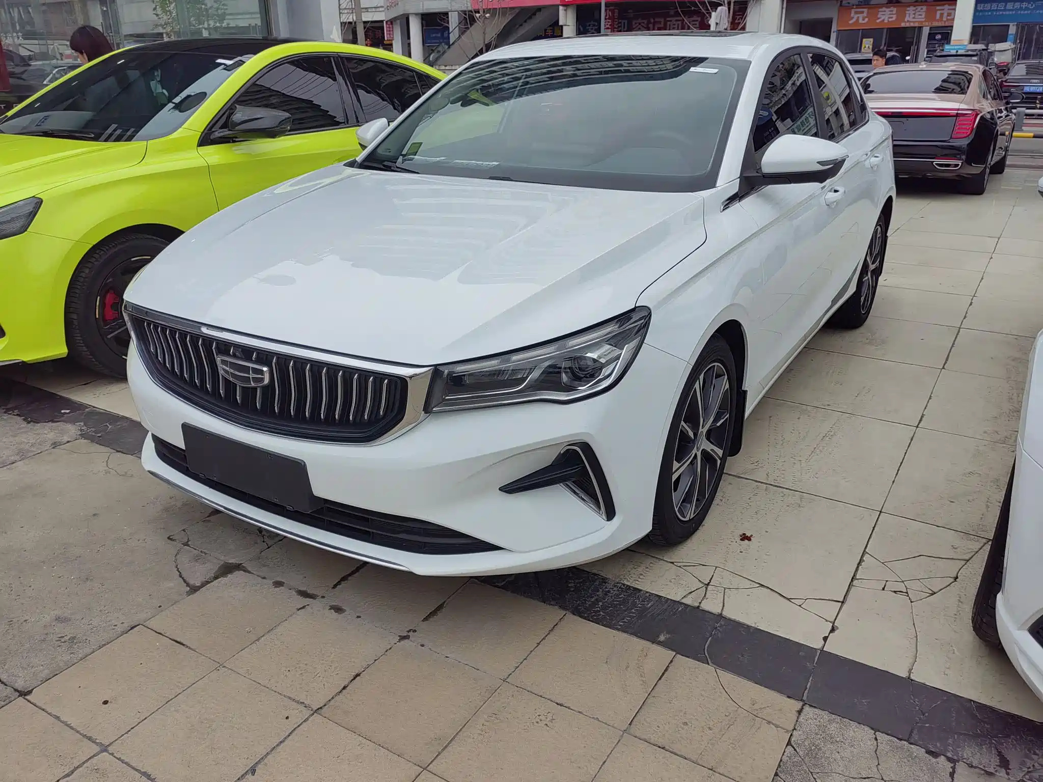 GEELY AUTO EMGRAND 2022