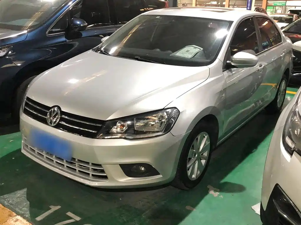 VOLKSWAGEN JETTA 2015