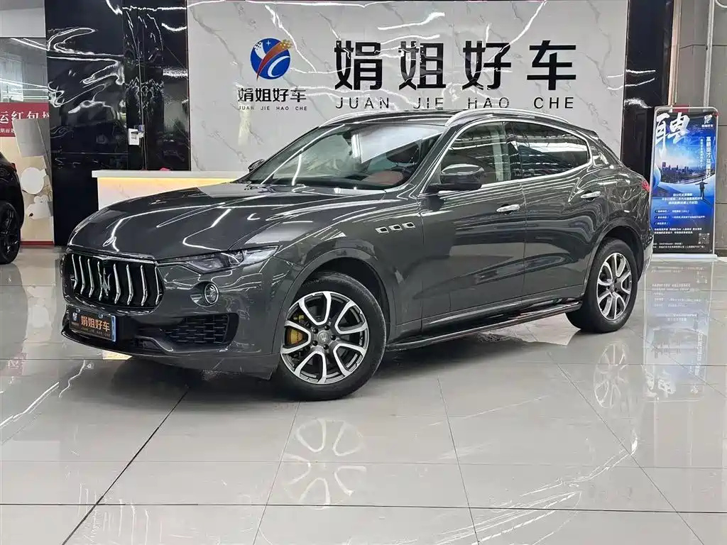 MASERATI LEVANTE 2016