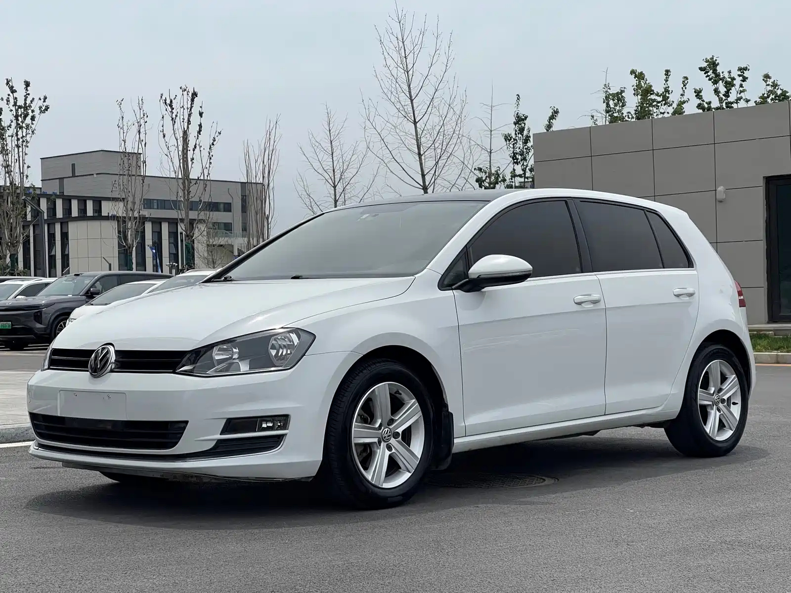 VOLKSWAGEN GOLF 2015