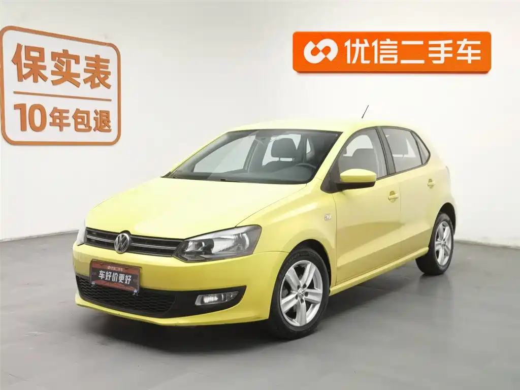 VOLKSWAGEN POLO 2011