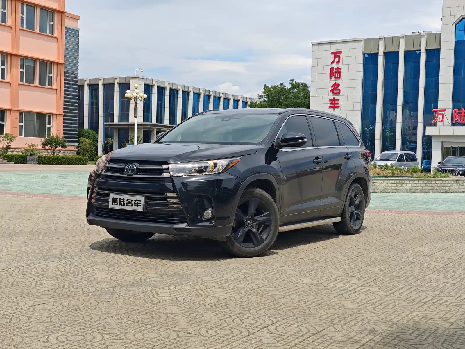 TOYOTA HIGHLANDER 2018