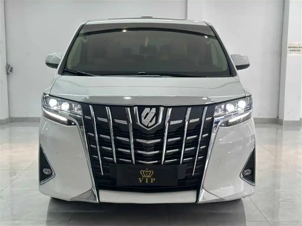 TOYOTA ALPHARD 2018