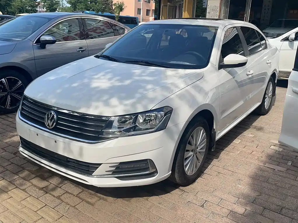 VOLKSWAGEN LAVIDA 2019