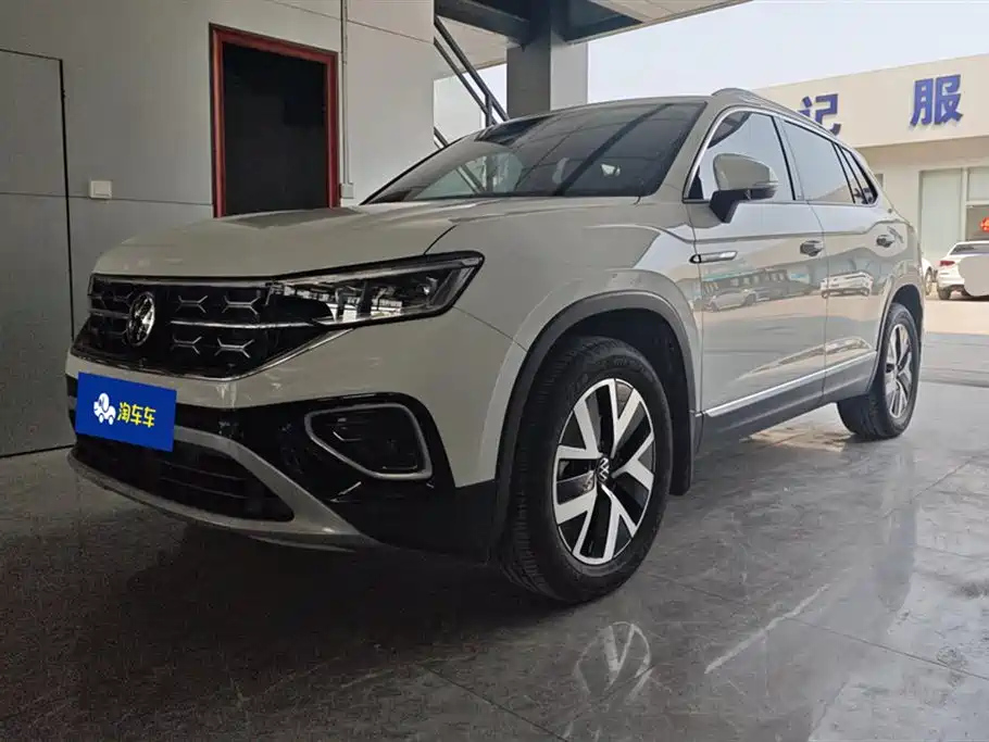 VOLKSWAGEN TAYRON 2023