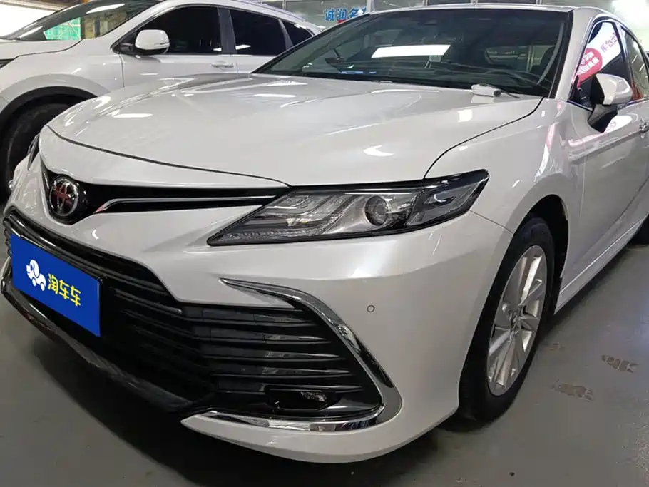 TOYOTA CAMRY 2021