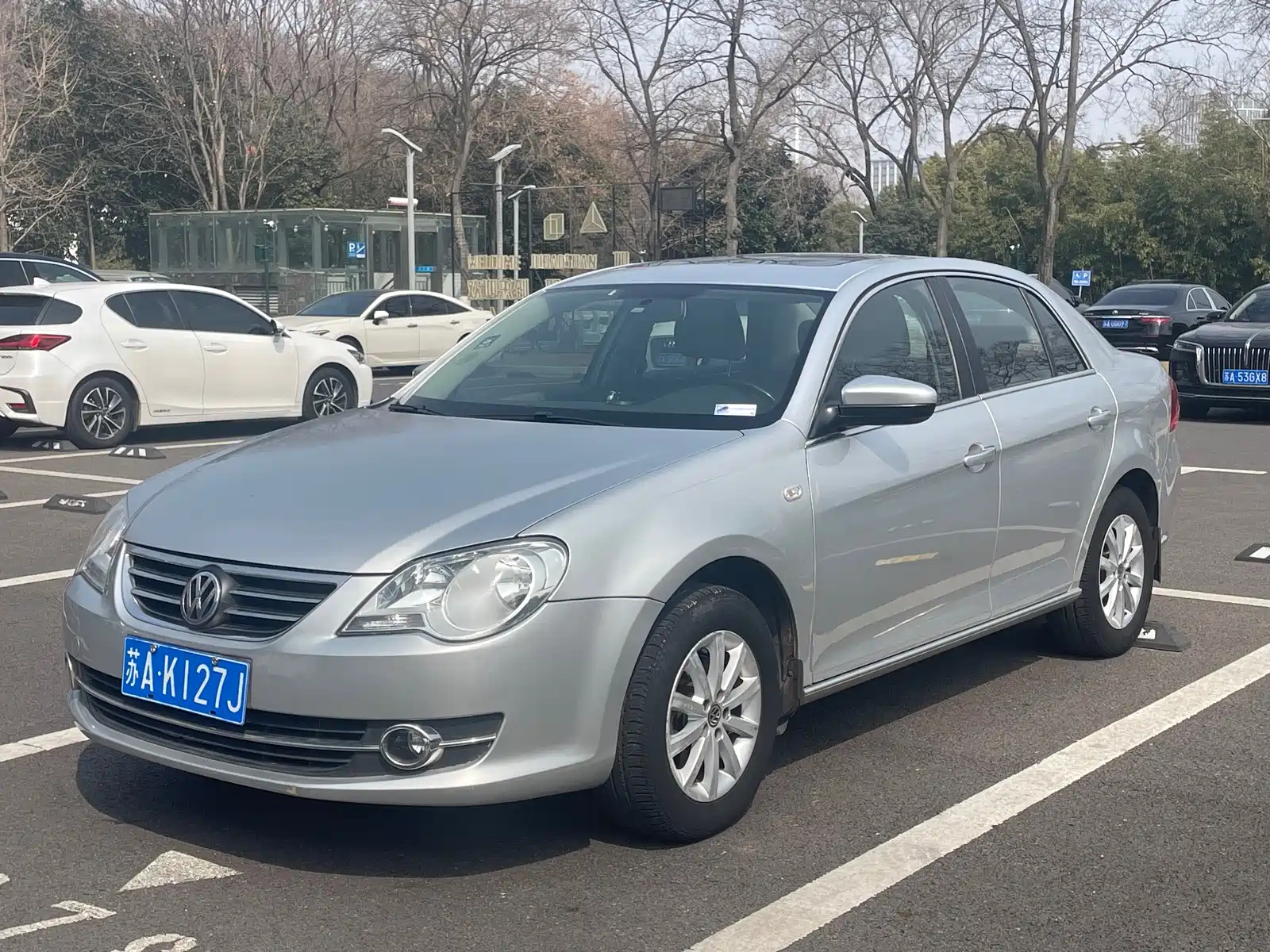 VOLKSWAGEN BORA 2011