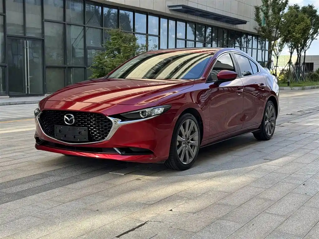 MAZDA 3 AXELA