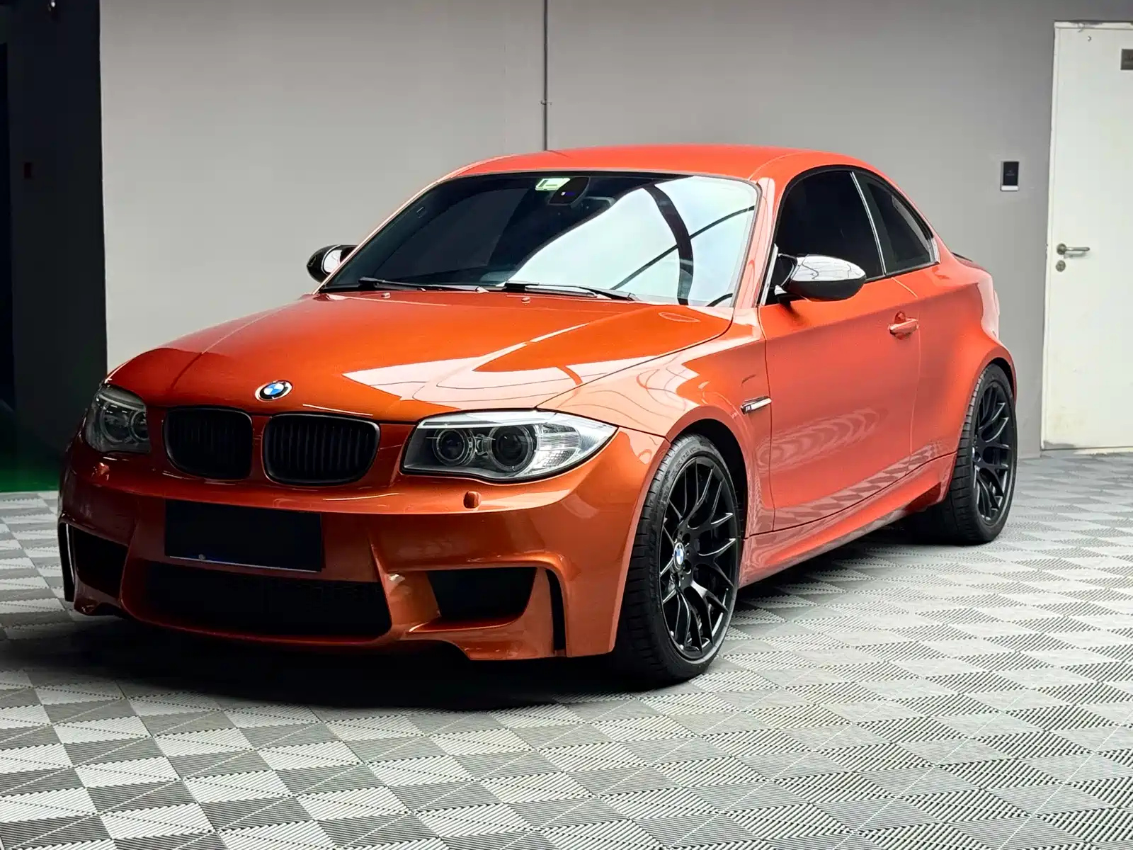 BMW 1-SERIES M 2011