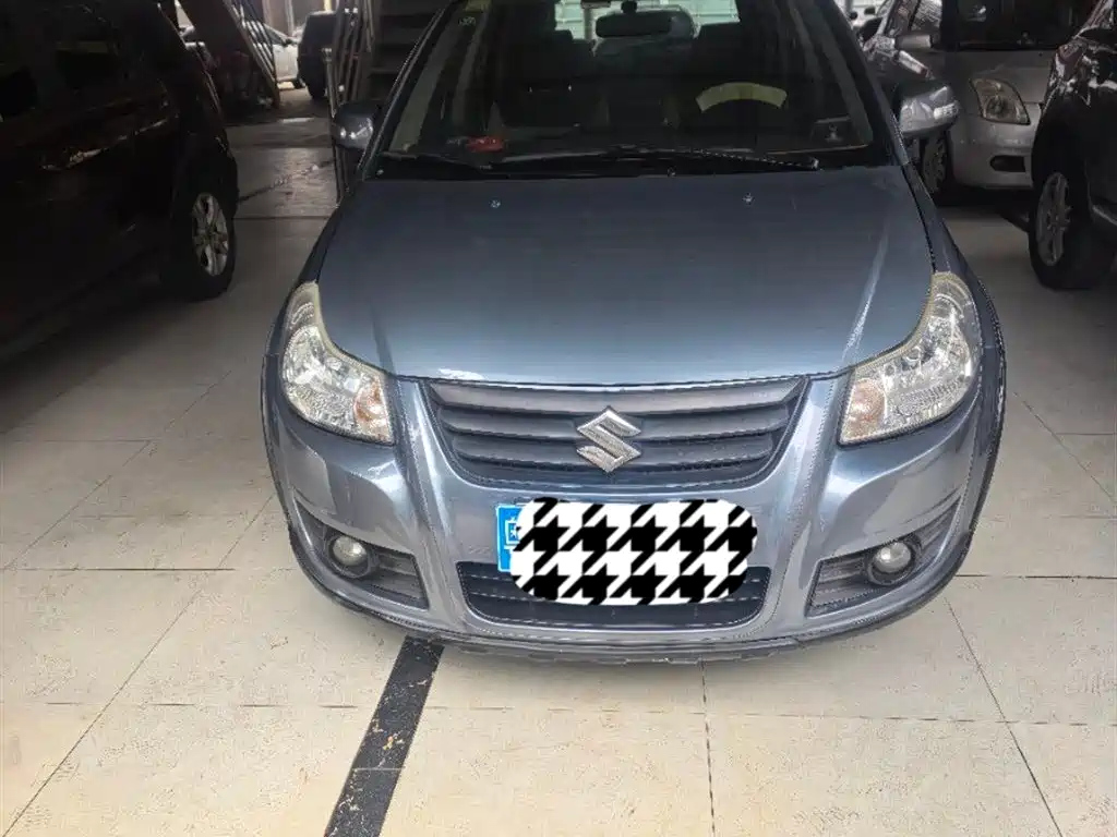 SUZUKI SX4 2012