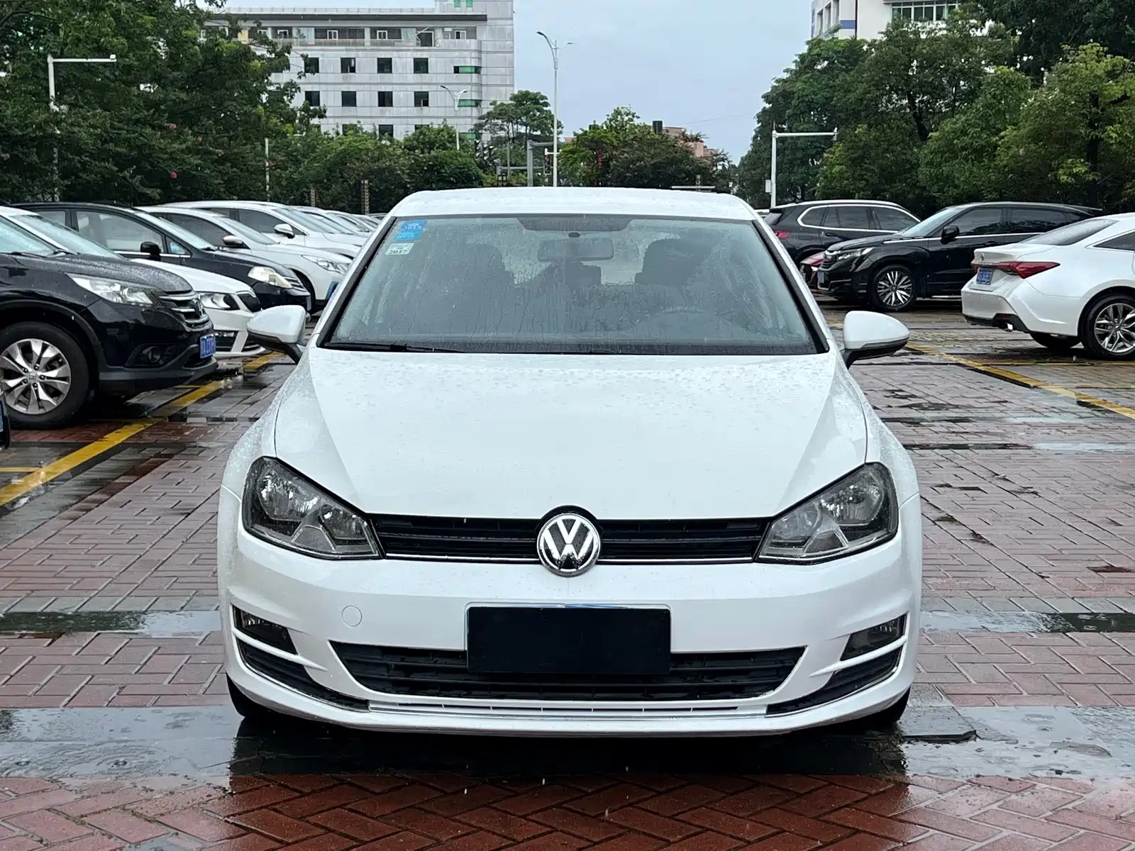 VOLKSWAGEN GOLF 2015