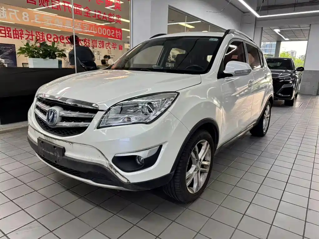 CHANGAN CS35 2015