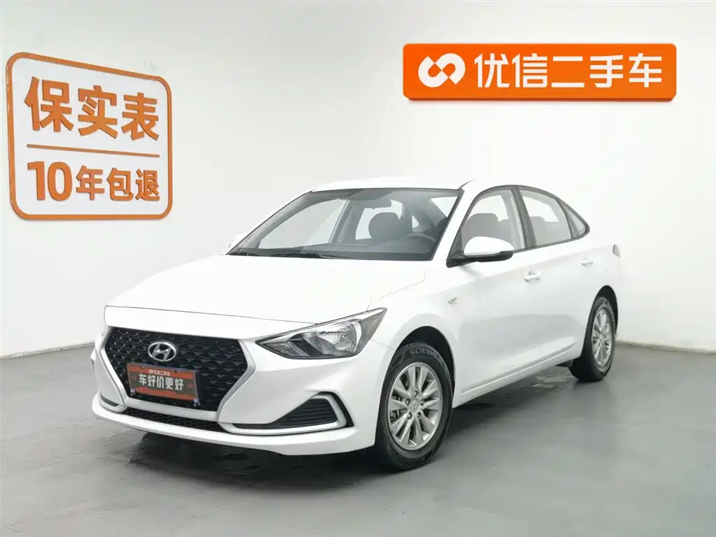 HYUNDAI CELESTA
