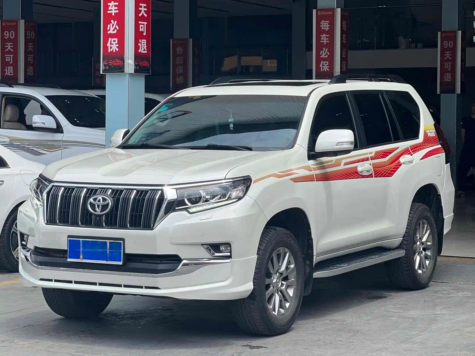 TOYOTA PRADO 2019