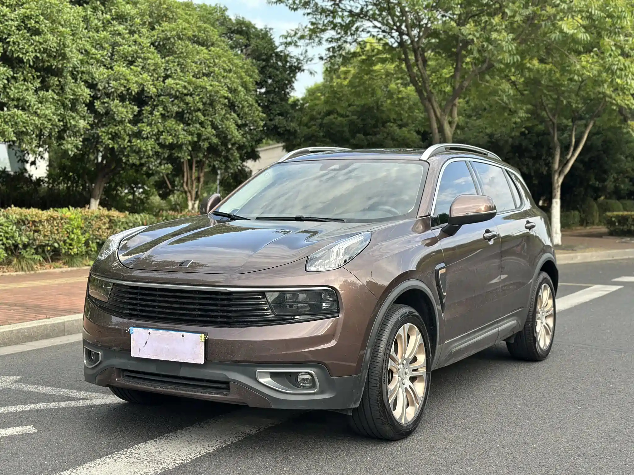 LYNK 01 2017