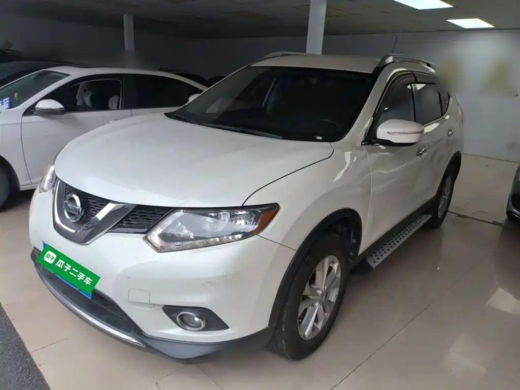 NISSAN X-TRAIL 2014