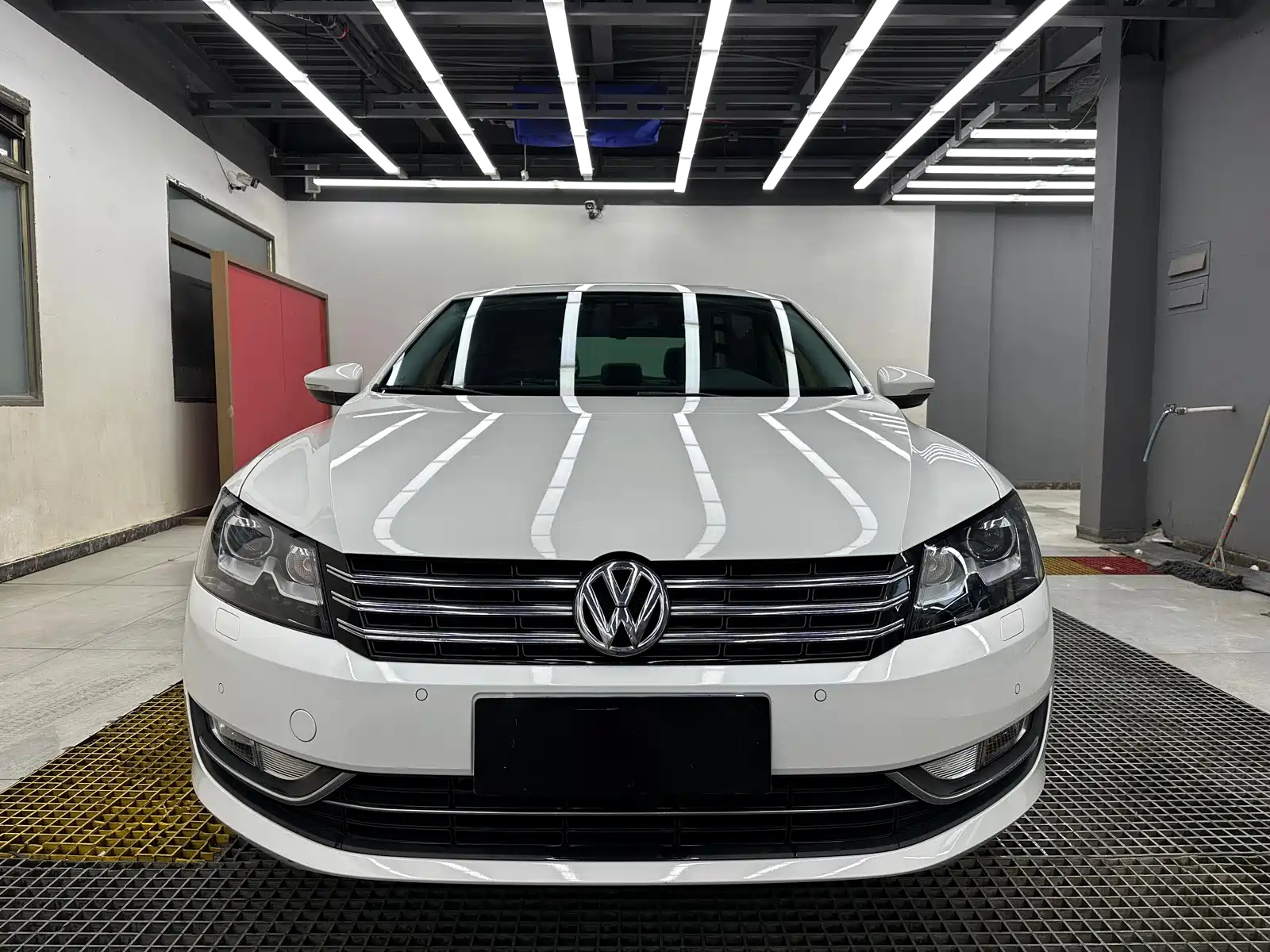 VOLKSWAGEN PASSAT 2015