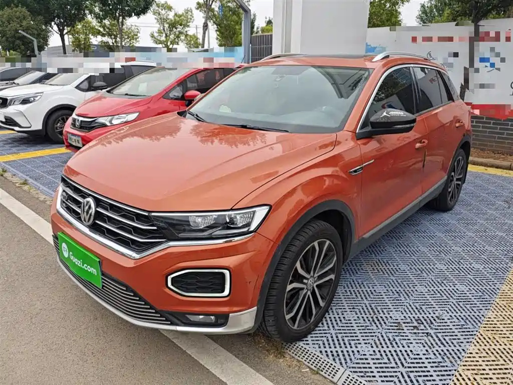 VOLKSWAGEN T-ROC TANGE 2019