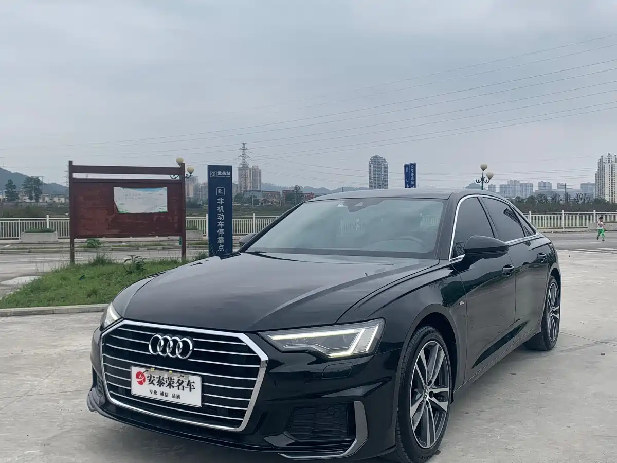 AUDI A6L 2019