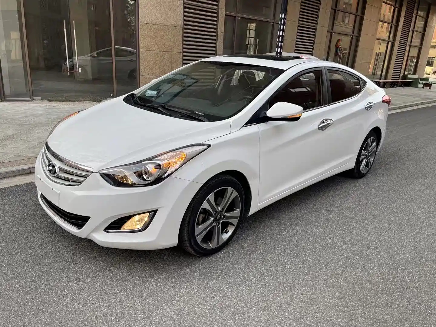 HYUNDAI ELANTRA 2013
