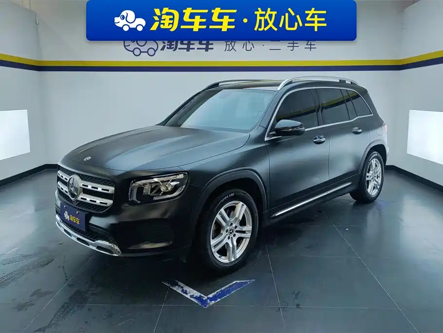 MERCEDES BENZ GLB