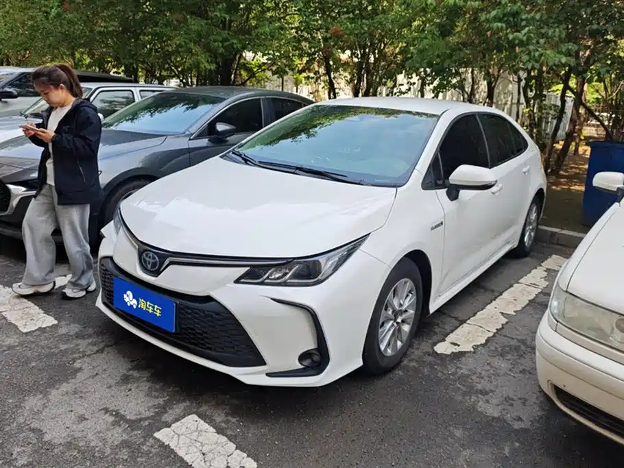 TOYOTA COROLLA 2023