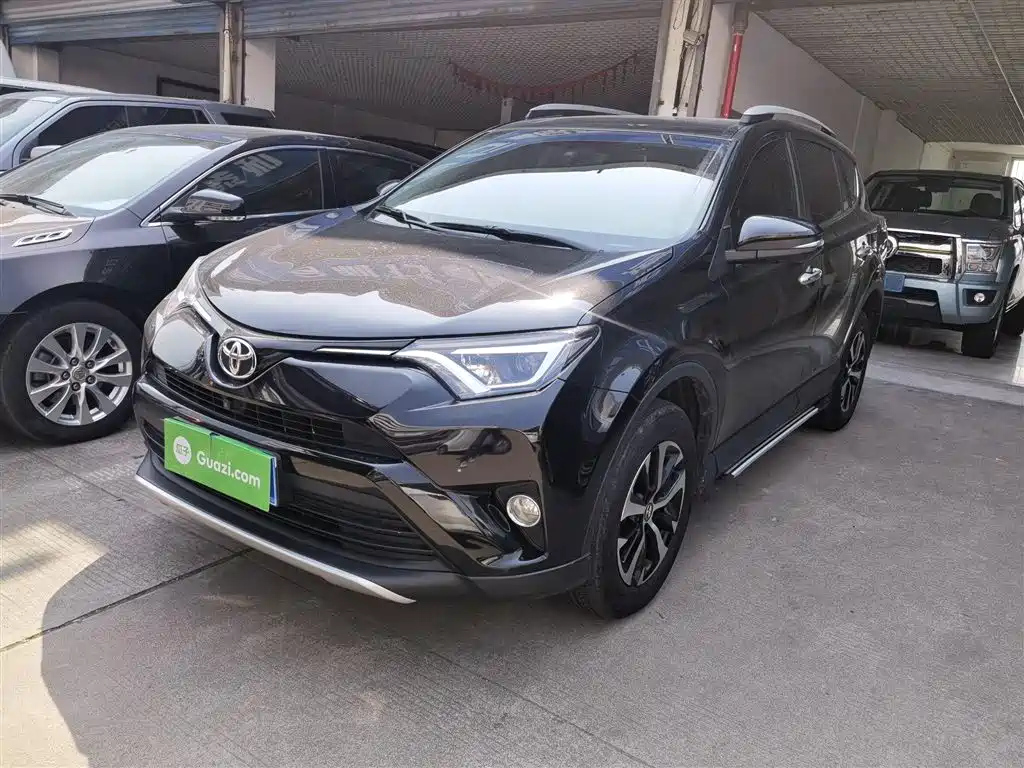TOYOTA RAV4 RONGFANG 2016