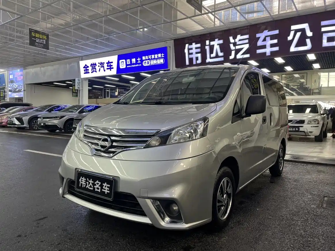 NISSAN NV200 2014