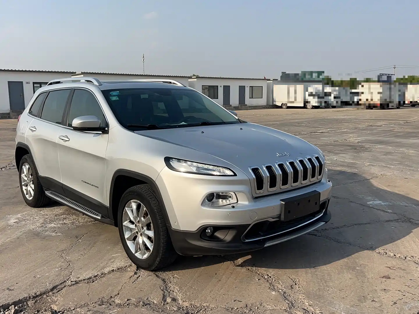 JEEP CHEROKEE