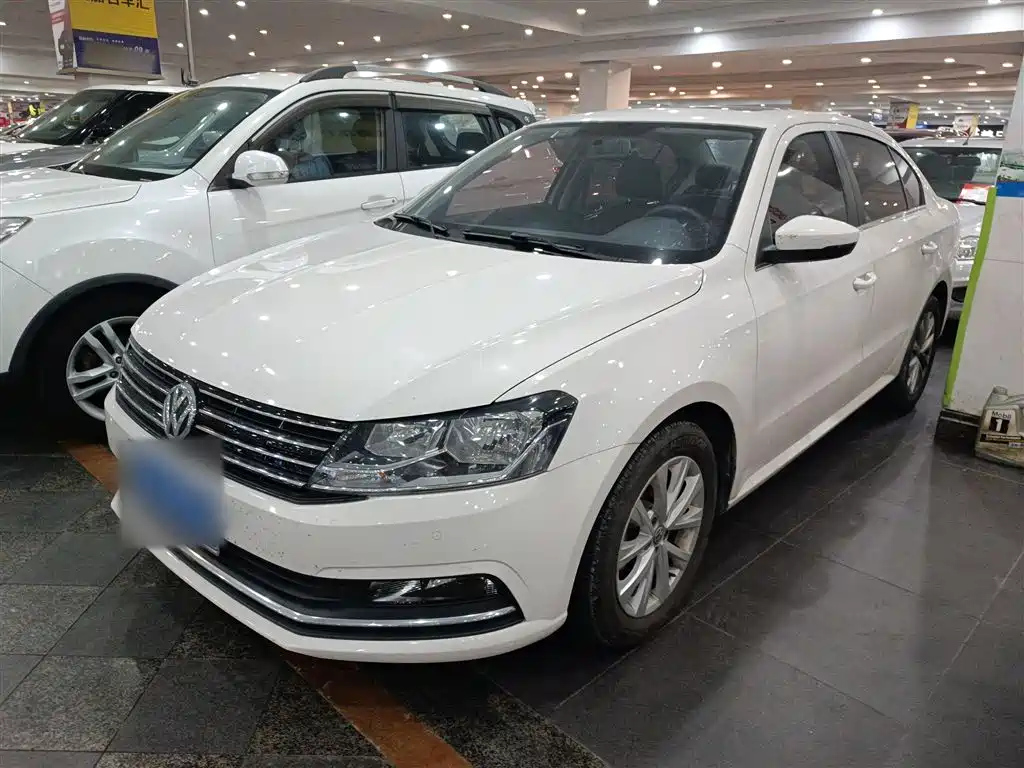 VOLKSWAGEN LAVIDA 2017