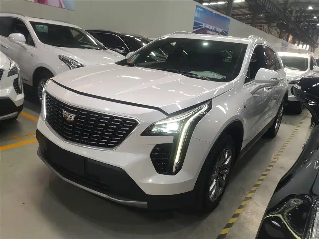 CADILLAC XT4 2021