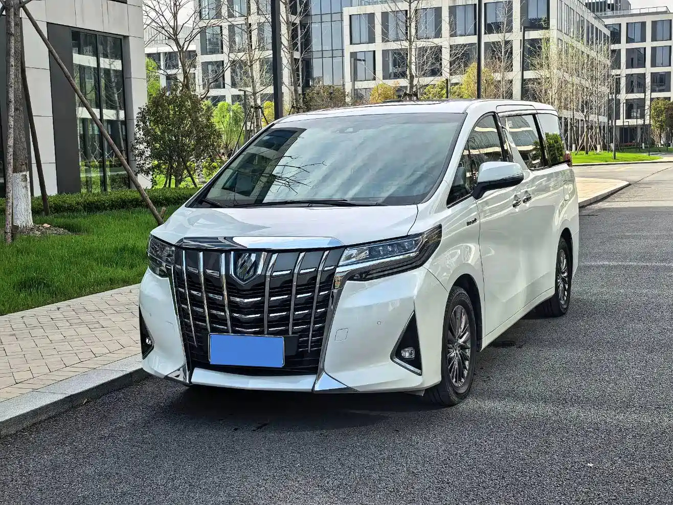 TOYOTA ALPHARD 2021