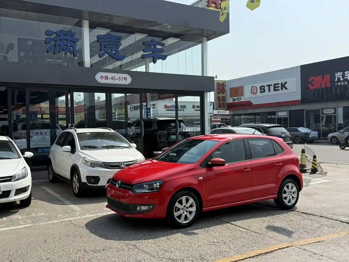 VOLKSWAGEN POLO 2013