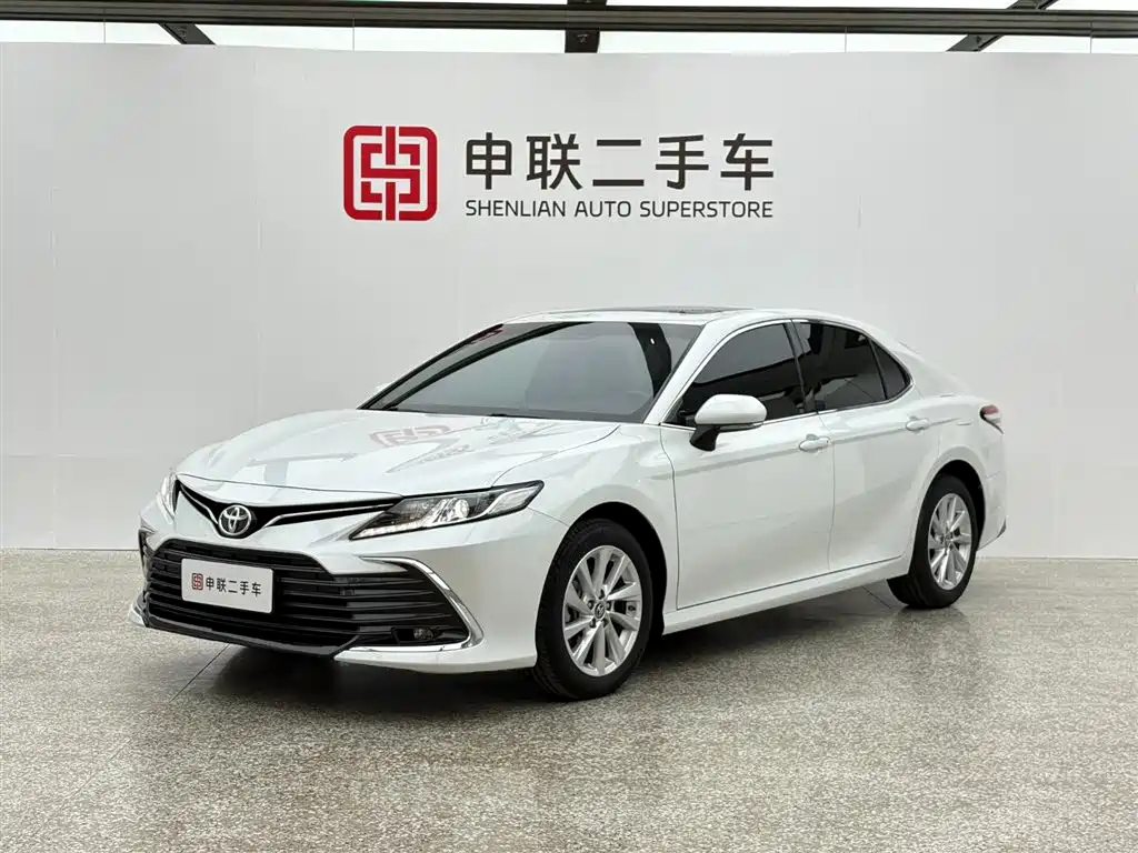 TOYOTA CAMRY 2023
