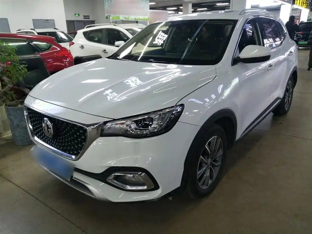 MG HS