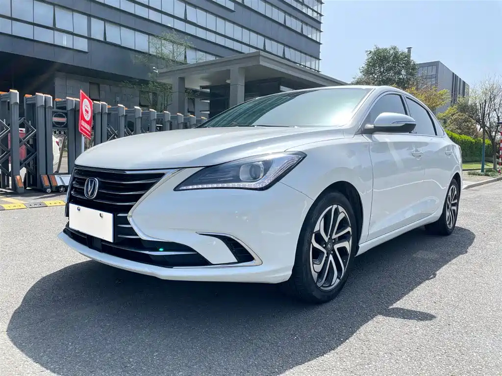 CHANGAN EADO 2018