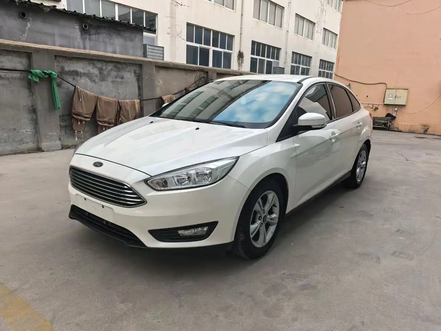 FORD FOCUS 2015