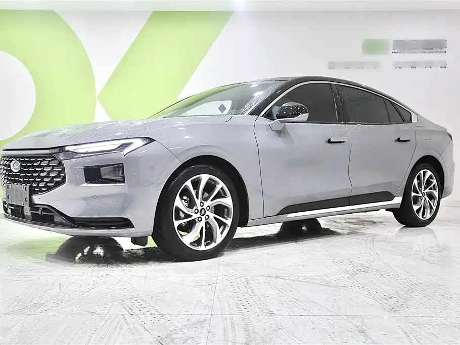 FORD MONDEO 2022