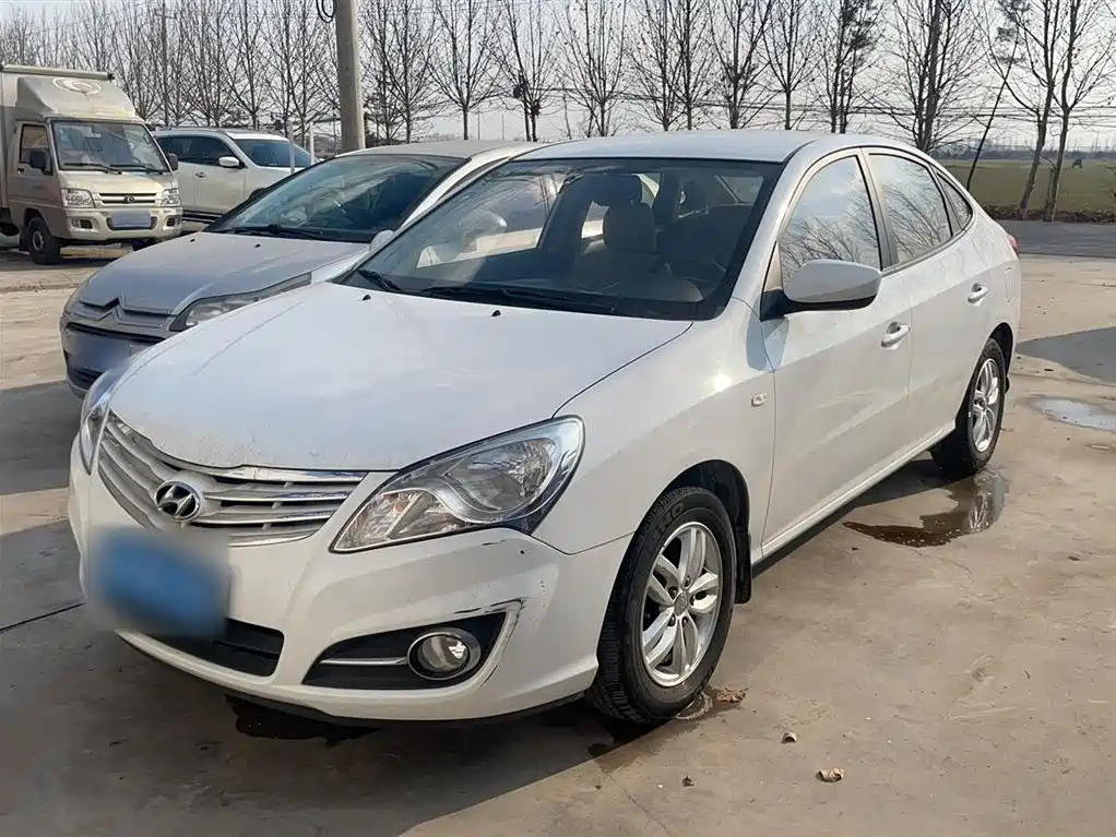 HYUNDAI CELESTA 2011