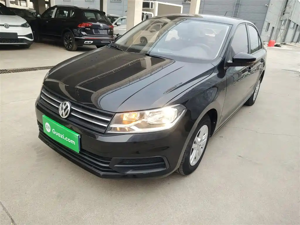 VOLKSWAGEN SANTANA 2018