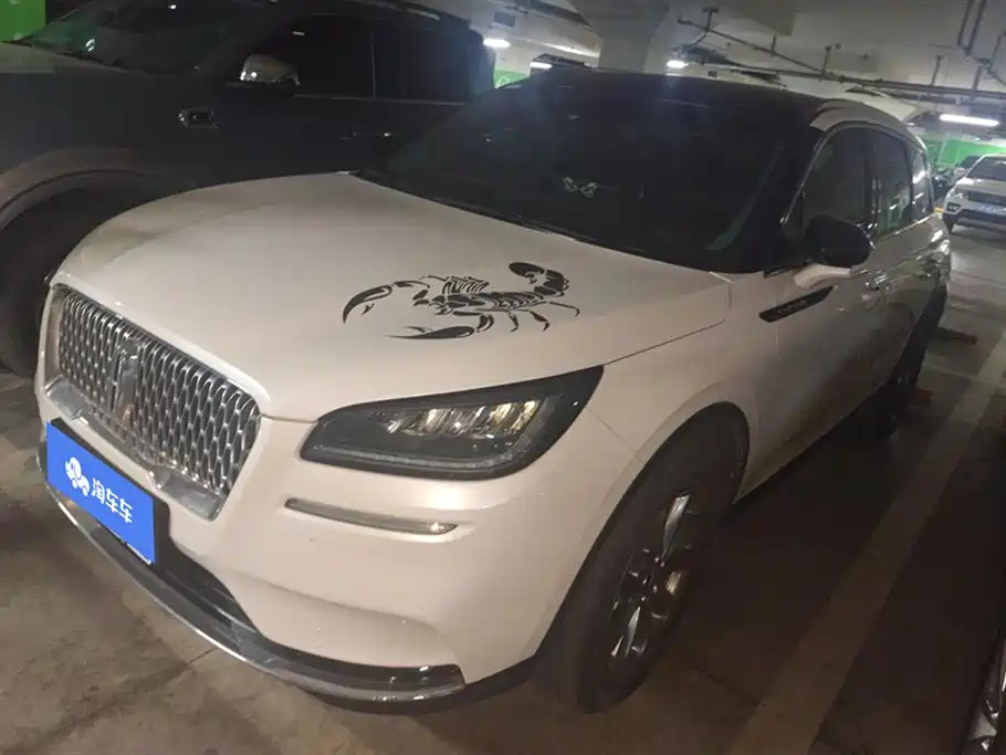LINCOLN ADVENTURER 2021