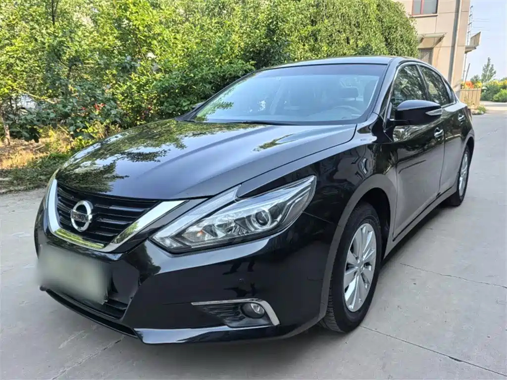 NISSAN TEANA 2018